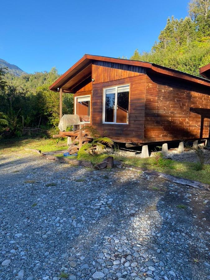 Cabanas & Tinajas Entre Volcanes Hornopiren Kültér fotó